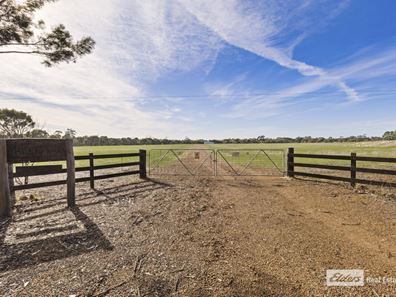 28525 Albany Highway, Tenterden WA 6322