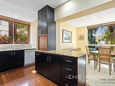 3/1 Kings Park Avenue, Crawley WA 6009