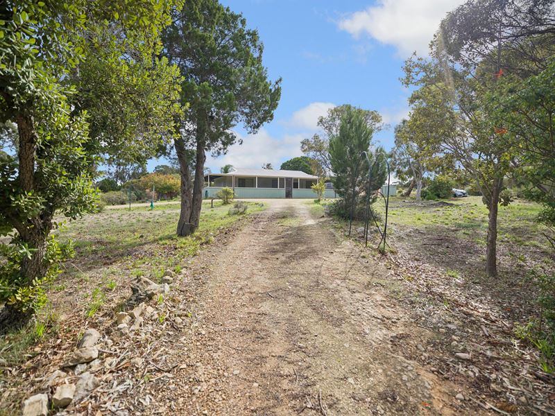 854 Ocean Farm Drive, Nilgen WA 6044