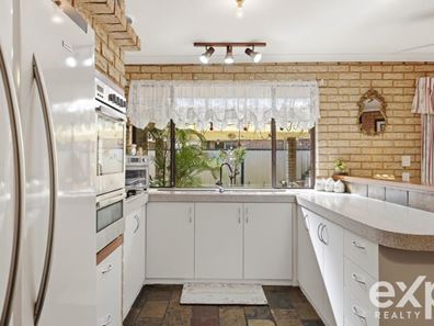 40 Woodbridge Drive, Cooloongup WA 6168