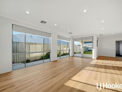 24 Heath Avenue, Alkimos WA 6038