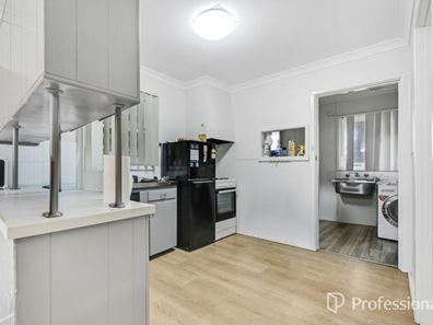 10 Sherlock Way, Rangeway WA 6530