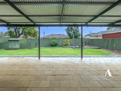 9 Mignon  Court, Armadale WA 6112