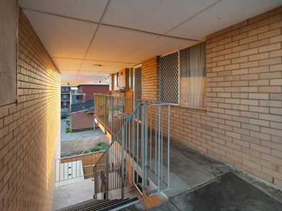 24/83 Phoenix Road, Spearwood WA 6163