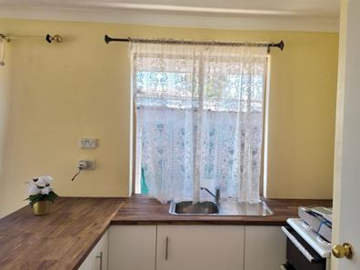 29 Braemore St, Seville Grove WA 6112