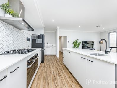 59 Viridian Boulevard, Eglinton WA 6034