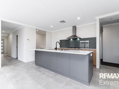 41 Capilano Avenue, Yanchep WA 6035