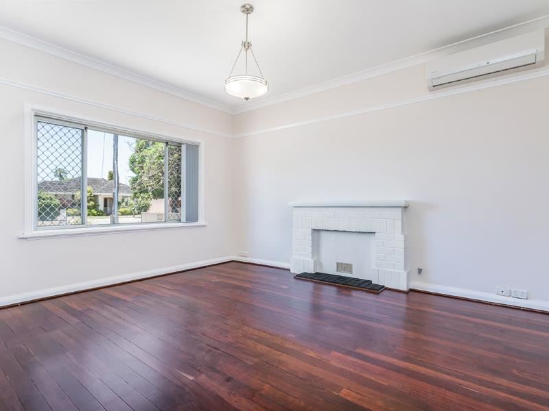 7 Parsons Avenue, Manning WA 6152