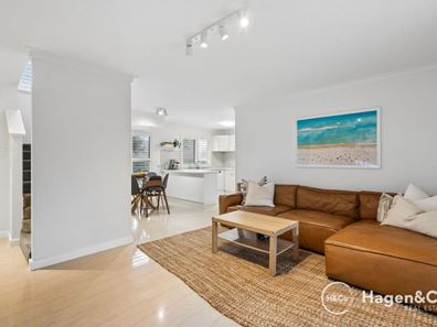 2/78 Weaponess Road, Scarborough WA 6019