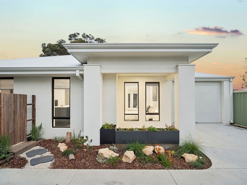 213A Winterfold Road, Coolbellup WA 6163