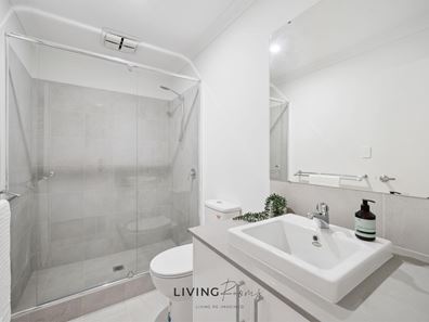 Room/5  12 Lauderdale Road, Madora Bay WA 6210