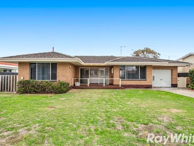 40 Peter Street, Halls Head WA 6210