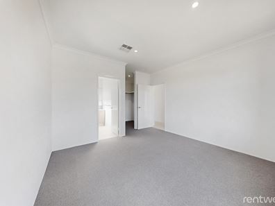 8 Wentworth Ave, Southern River WA 6110