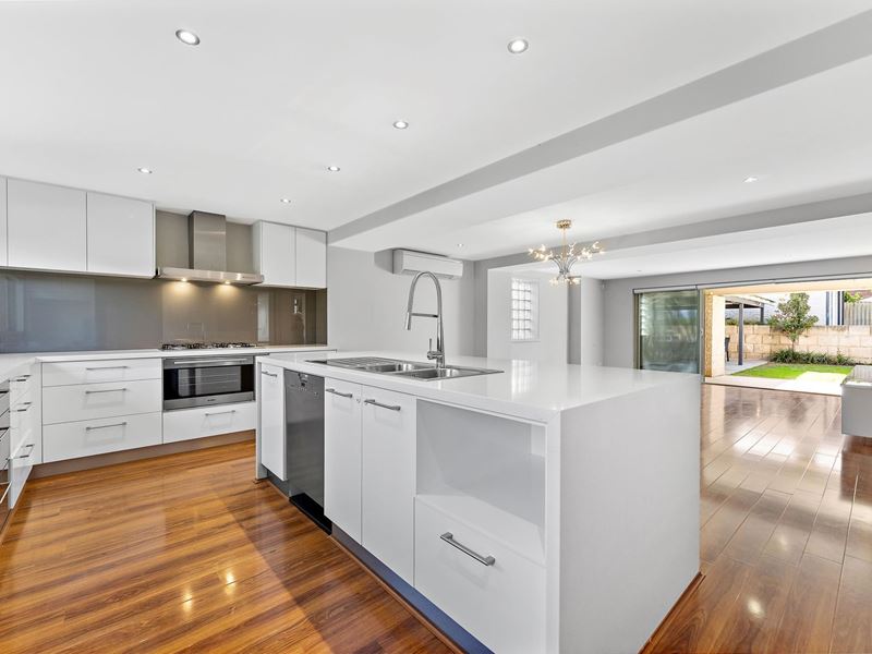10 Briald Place, Dianella WA 6059