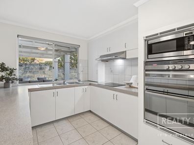 19 Mackerel Court, Sorrento WA 6020