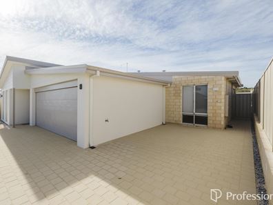 A/25 Wobbegong Grange, Two Rocks WA 6037