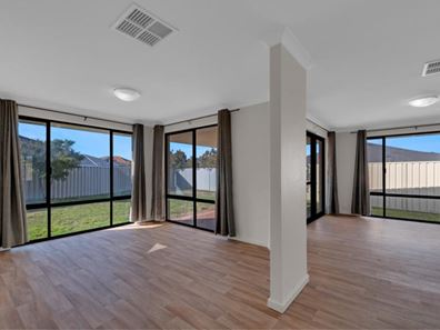 5 Knutsford Crescent, Port Kennedy WA 6172