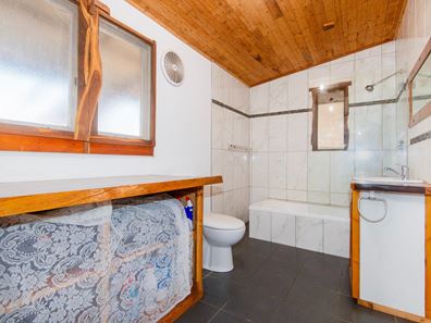 28 Bateman Street, Northampton WA 6535