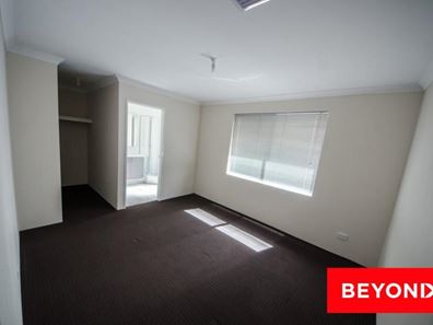 7 Telopea Way, Piara Waters WA 6112