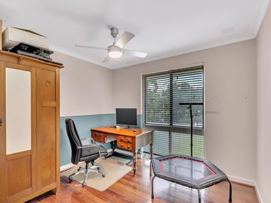 166 Williams Street, Gooseberry Hill WA 6076