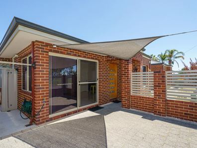 16 Linthorne Way, Balga WA 6061