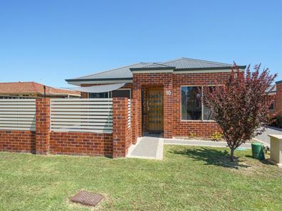 16 Linthorne Way, Balga WA 6061