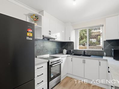 1/72 King George Street, Victoria Park WA 6100