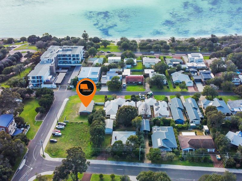 22 Lorna Street, Dunsborough WA 6281