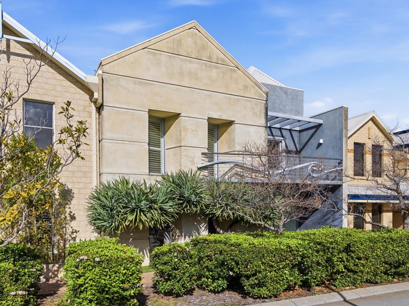 31 Tallow Tree  Crescent, Subiaco WA 6008