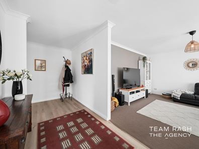81 Splendens Avenue, Banksia Grove WA 6031