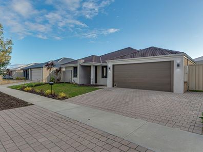 63 Jerrail Street, Yanchep WA 6035