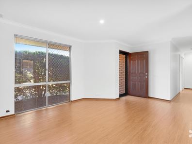 7/6-8 Pinewood Avenue, Kardinya WA 6163