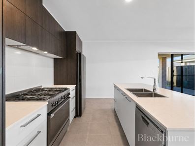 15 Gibberd Street, Baldivis WA 6171