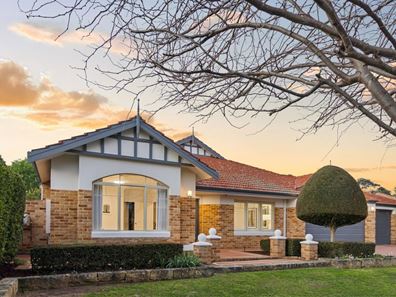 15 Seaton Court, South Guildford WA 6055