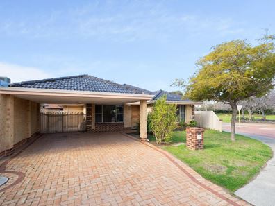 23 Courtland Crescent, Redcliffe WA 6104