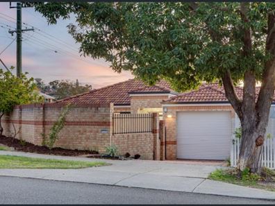 1A Phillips Grove, Innaloo WA 6018