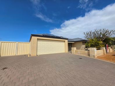 8 Colonen Street , Wandina WA 6530