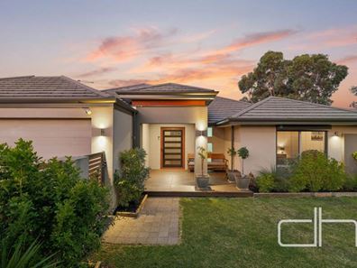 7 Versailles Turn, Landsdale WA 6065