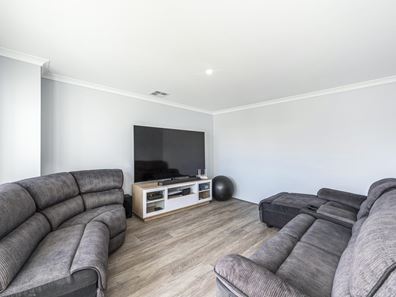 114 Thundelarra Drive, Golden Bay WA 6174