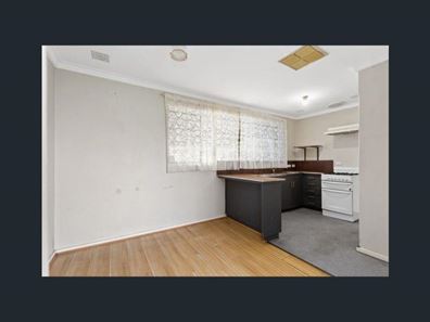 30 Templeton Crescent, Girrawheen WA 6064