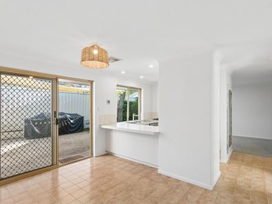 5/10 Helmsley Street, Scarborough WA 6019