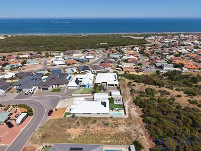 27 Beacon Rise, Wandina WA 6530