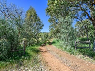 4020 Rosedale Road, Chidlow WA 6556
