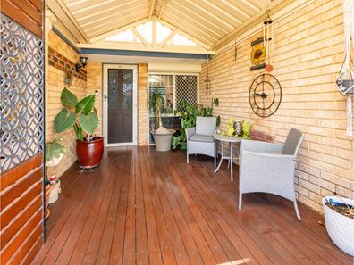 2 Jean Pierre Drive, Warnbro WA 6169