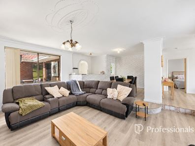 52 Christie Street, Collie WA 6225