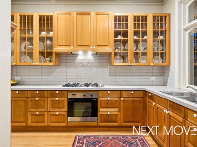 2 Orrock Court, Leeming WA 6149