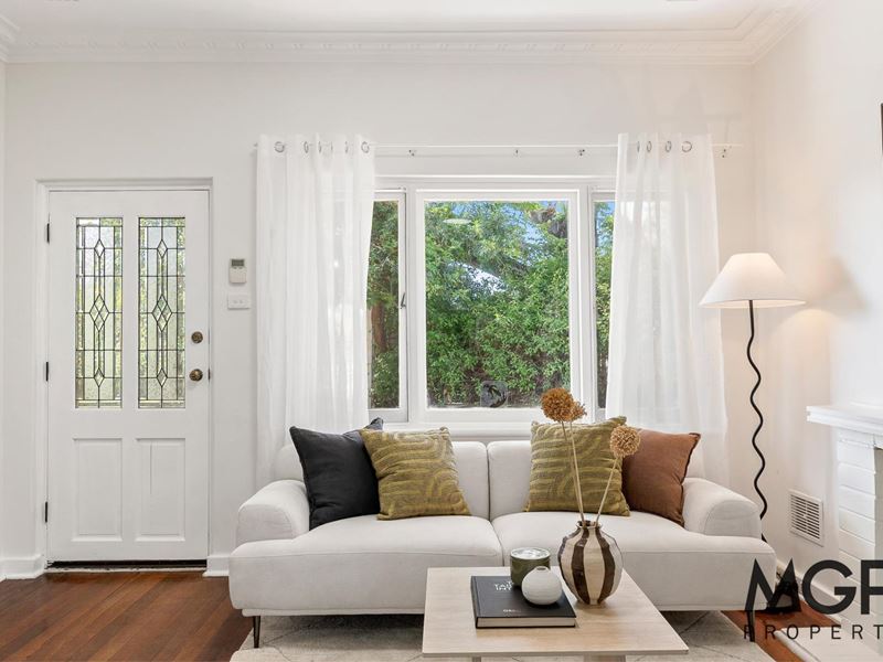 98 Kitchener Road, Alfred Cove