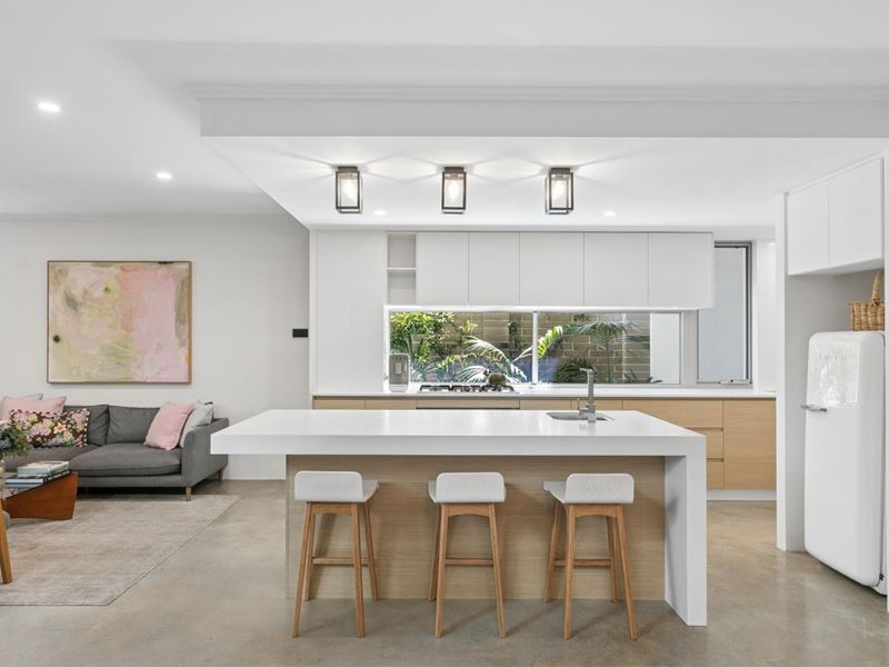 15 Sadka Lane, Shenton Park WA 6008