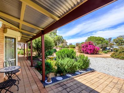 127 Woodley Farm Drive, Northam WA 6401