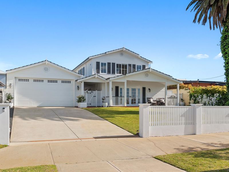 11 Penguin Road, Shoalwater WA 6169
